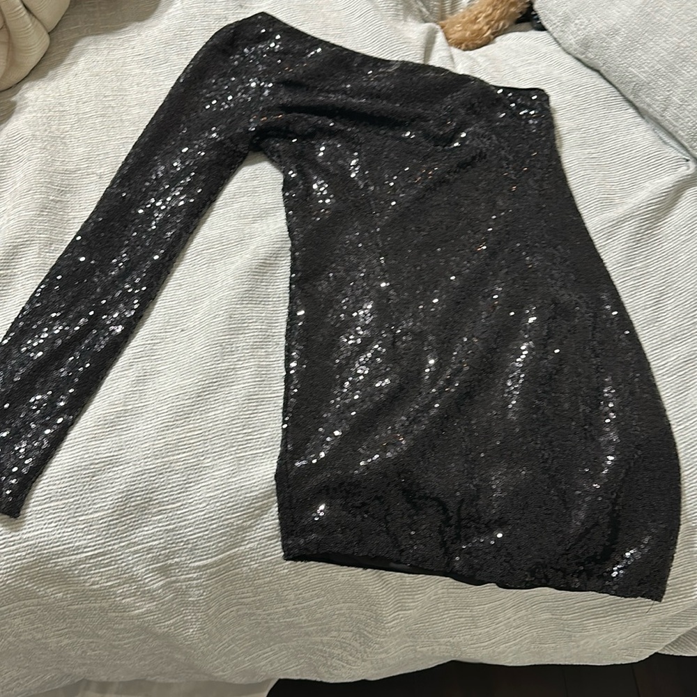 Off The Shoulder,Black Sequence,Size Small,Tobi - image 1
